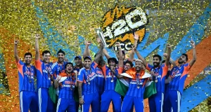 അഹമ്മദാബാദിൽ സഞ്ജു പ്രഭാവം; കിവീസിനെ കശക്കി ഇന്ത്യക്ക് മൂന്നാം ലോകകിരീടം