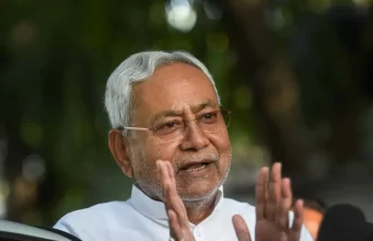 ബീഹാറിൽ രാഷ്ട്രീയ ഭൂചലനം? നിതീഷ് കുമാർ പടിയിറങ്ങുമെന്ന സൂചനകൾ ശക്തം