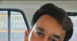 ജനാധിപത്യത്തിന്റെ വിരലടയാളം; വോട്ട് രേഖപ്പെടുത്തി മോഹൻലാൽ, ആവേശമായി താരനിര!