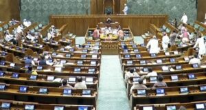 വനിതാ സംവരണവും മണ്ഡല പുനർനിർണയവും: പാർലമെന്റിൽ പോർവിളി, നിർണായക ബില്ലുകൾക്ക് അവതരണാനുമതി