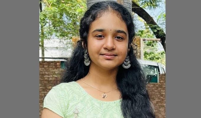 ചിക്കമഗളൂരുവിൽ കണ്ണീർമഴ: നാല് ദിവസത്തെ കാത്തിരിപ്പ് അന്ത്യം; ശ്രീനന്ദയുടെ മൃതദേഹം കൊക്കയിൽ കണ്ടെത്തി