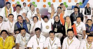 കേരള മുഖ്യമന്ത്രി ആര്? ഖാർഗെ ഇന്ന് നേതാക്കളെ തനിച്ചു കാണും; നിർണായക ചർച്ചകൾ ദില്ലിയിൽ