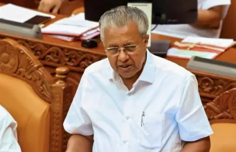 കിഫ്ബിയും പെൻഷൻ കമ്പനിയും വൻ ബാധ്യത; ദുരിതാശ്വാസ നിധിയിൽ നിന്ന് 262 കോടി വകമാറ്റി: സിഎജി റിപ്പോർട്ട് സഭയിൽ